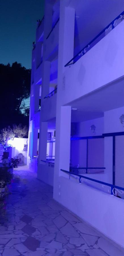 Blue & White Askeli Studios Poros Town Ngoại thất bức ảnh